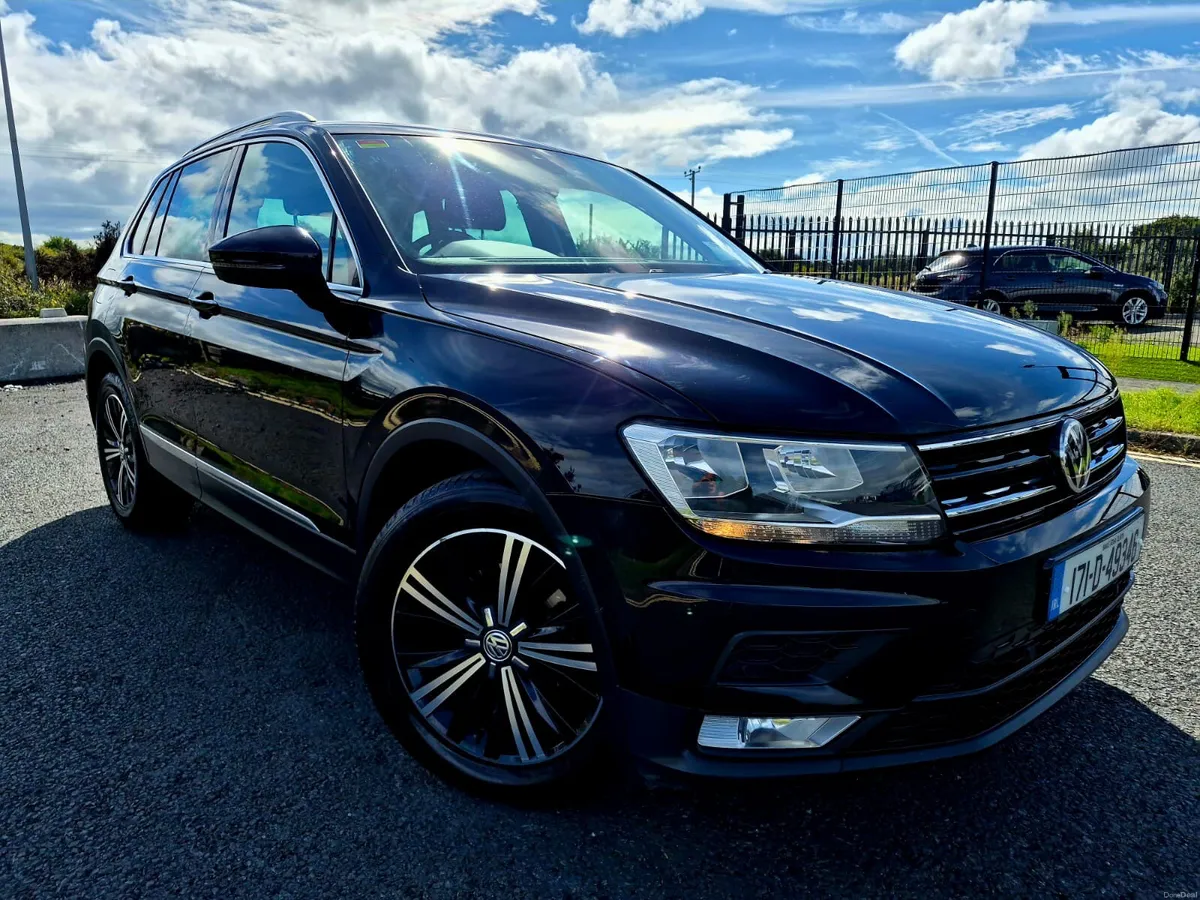 2017 VOLKSWAGEN TIGUAN HIGHLINE 2.0 TDI GLASS ROOF - Image 1