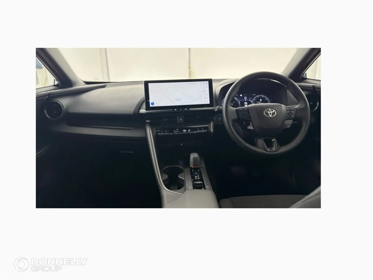 Toyota C-HR 2.0 PHEV Design 5dr CVT - Image 3