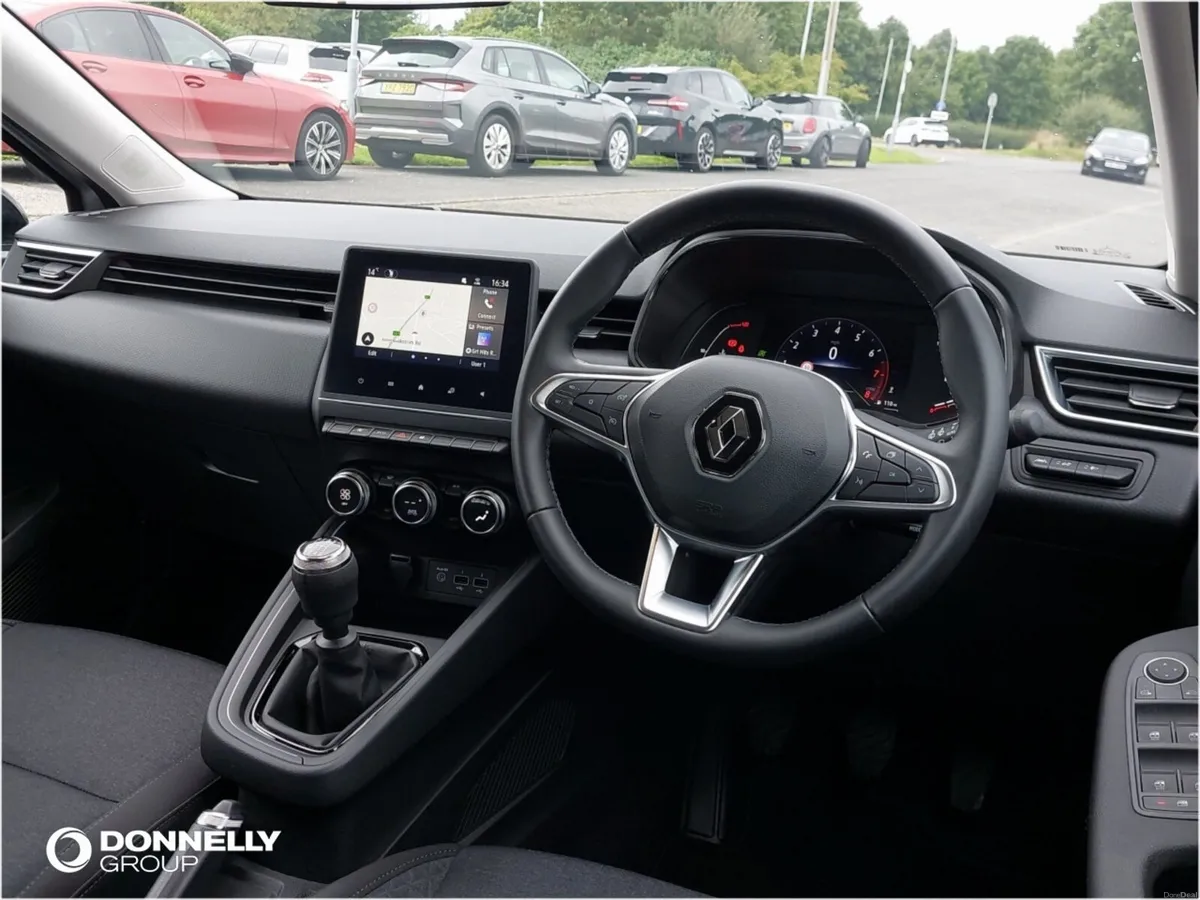 Renault Clio 1.0 TCe 90 Evolution 5dr - Image 4