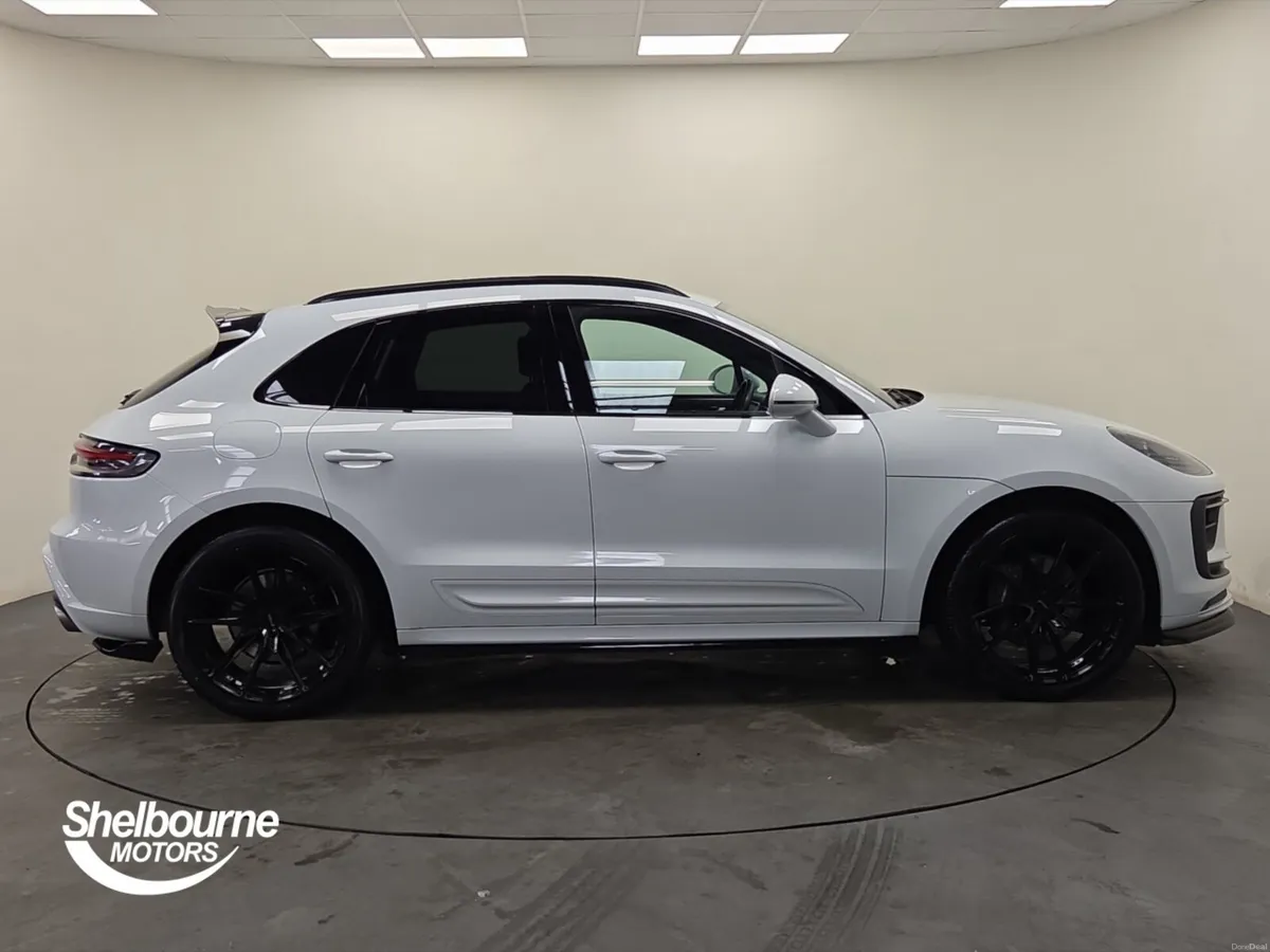 Porsche Macan 5dr PDK - Image 3
