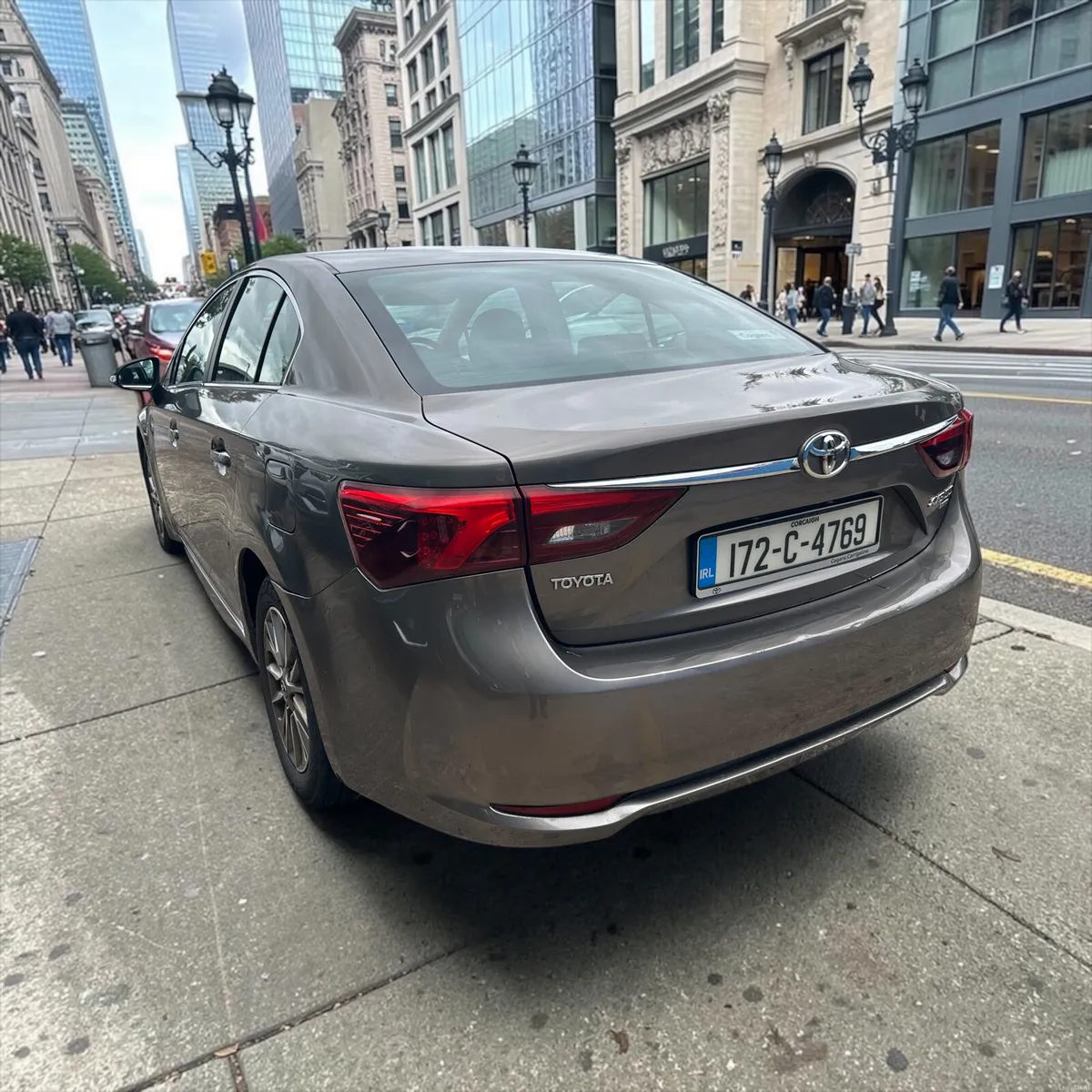 2017 Toyota Avensis 1.6 D-4D Aura - Image 4