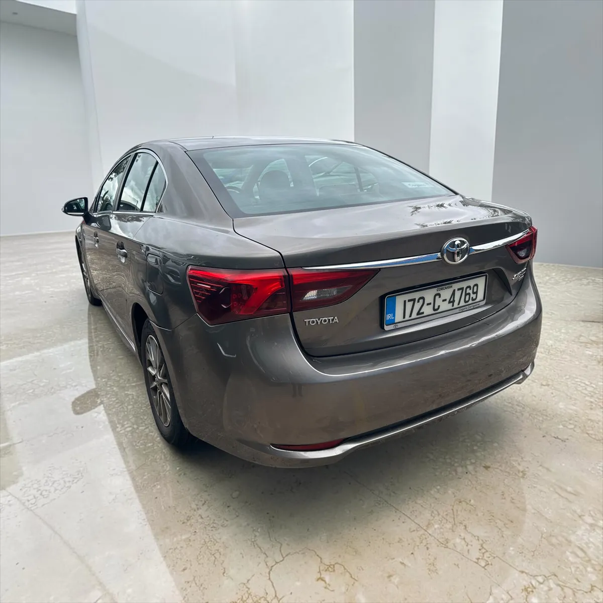 2017 Toyota Avensis 1.6 D-4D Aura - Image 6