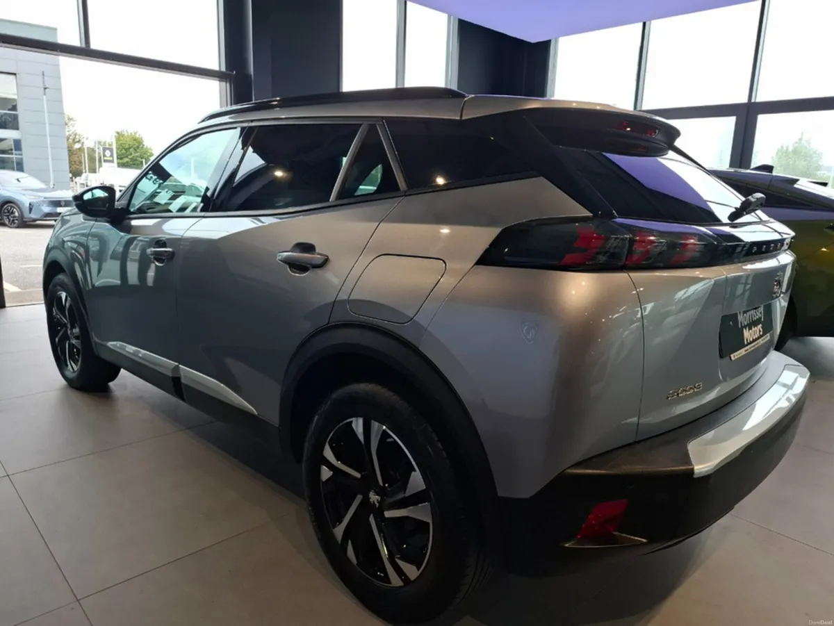 Peugeot 2008 ALLURE 1.2 100 4DR - Image 5