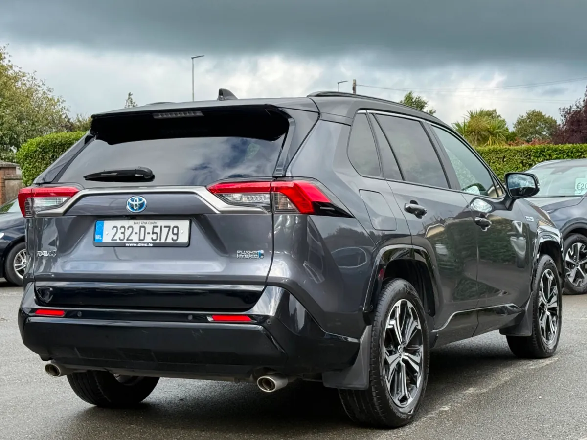 Toyota RAV4 PLUG-IN HYBRID SPORT *HIGH SPEC* - Image 5