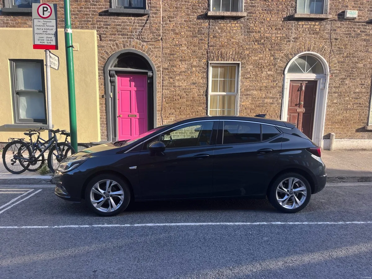 Opel Astra 2018 1.6L Diesel - Image 2