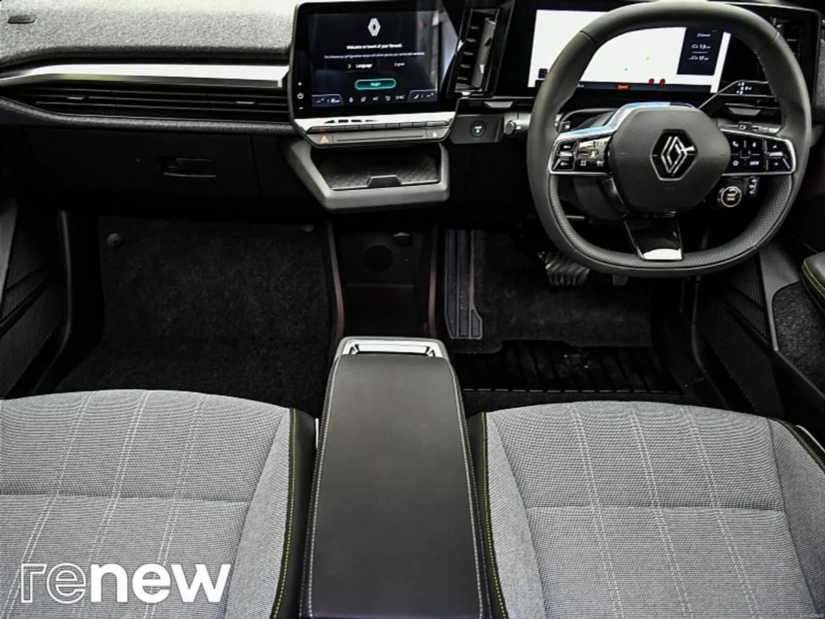Renault Megane E-Tech Techno Comfort Range  220 El - Image 2