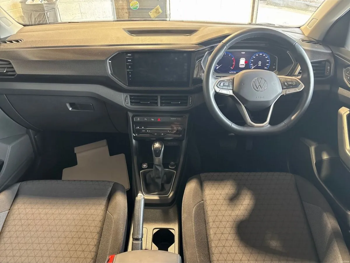 Volkswagen T-Cross Active Automatic - Image 3
