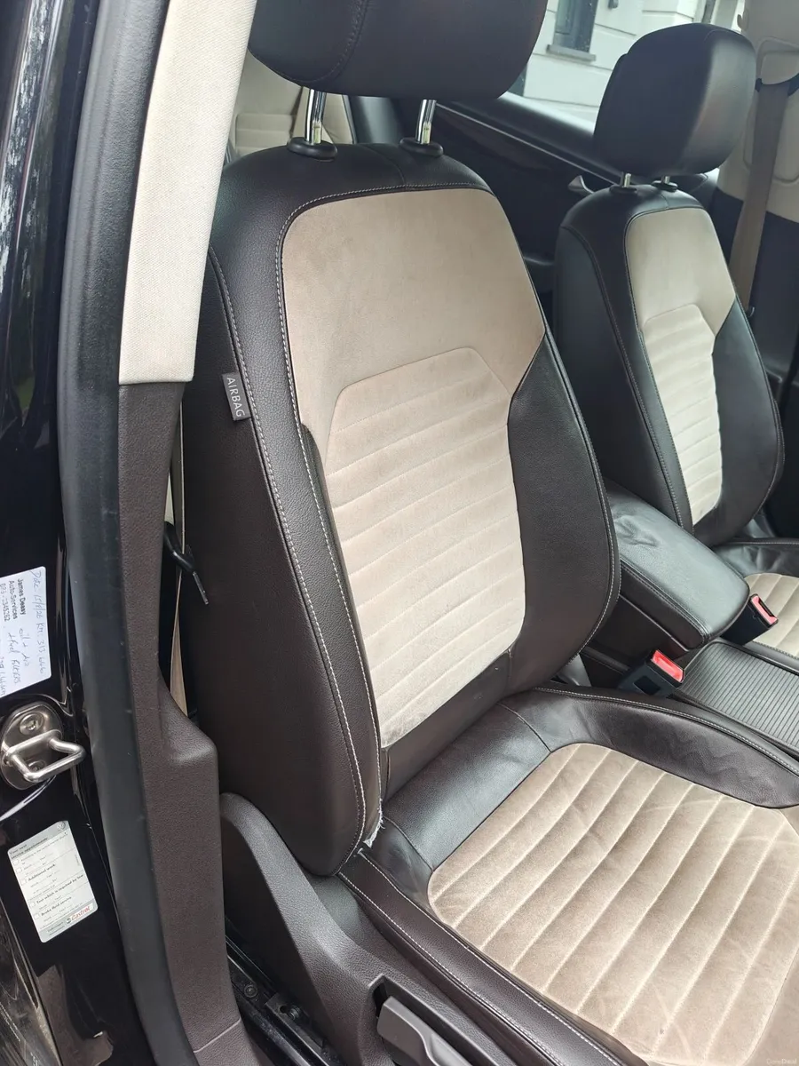 Volkswagen Passat 2011 - Image 4