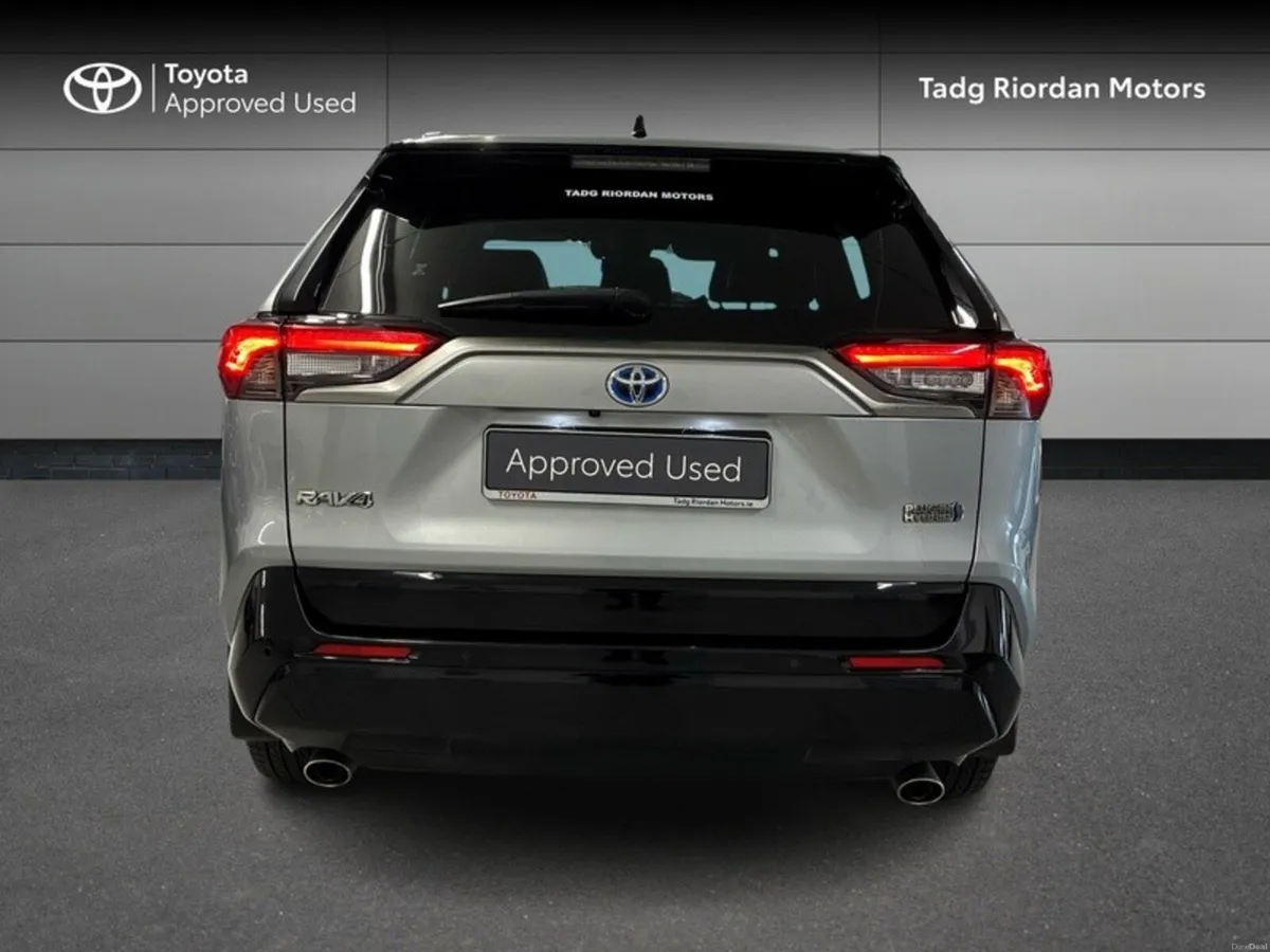 Toyota RAV4 PLUG-IN HYBRID SPORT - Image 4