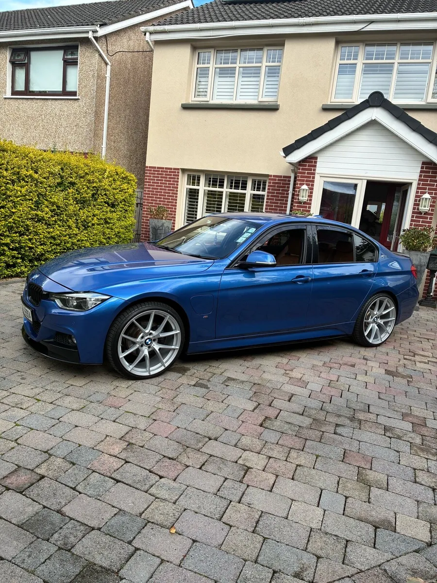 2017 BMW 330e M-Sport 330e 2L Petrol PHEV (252bhp) - Image 2