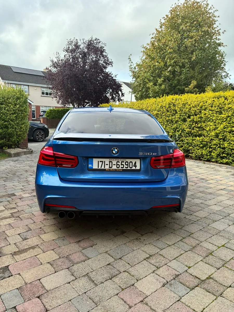 2017 BMW 330e M-Sport 330e 2L Petrol PHEV (252bhp) - Image 4