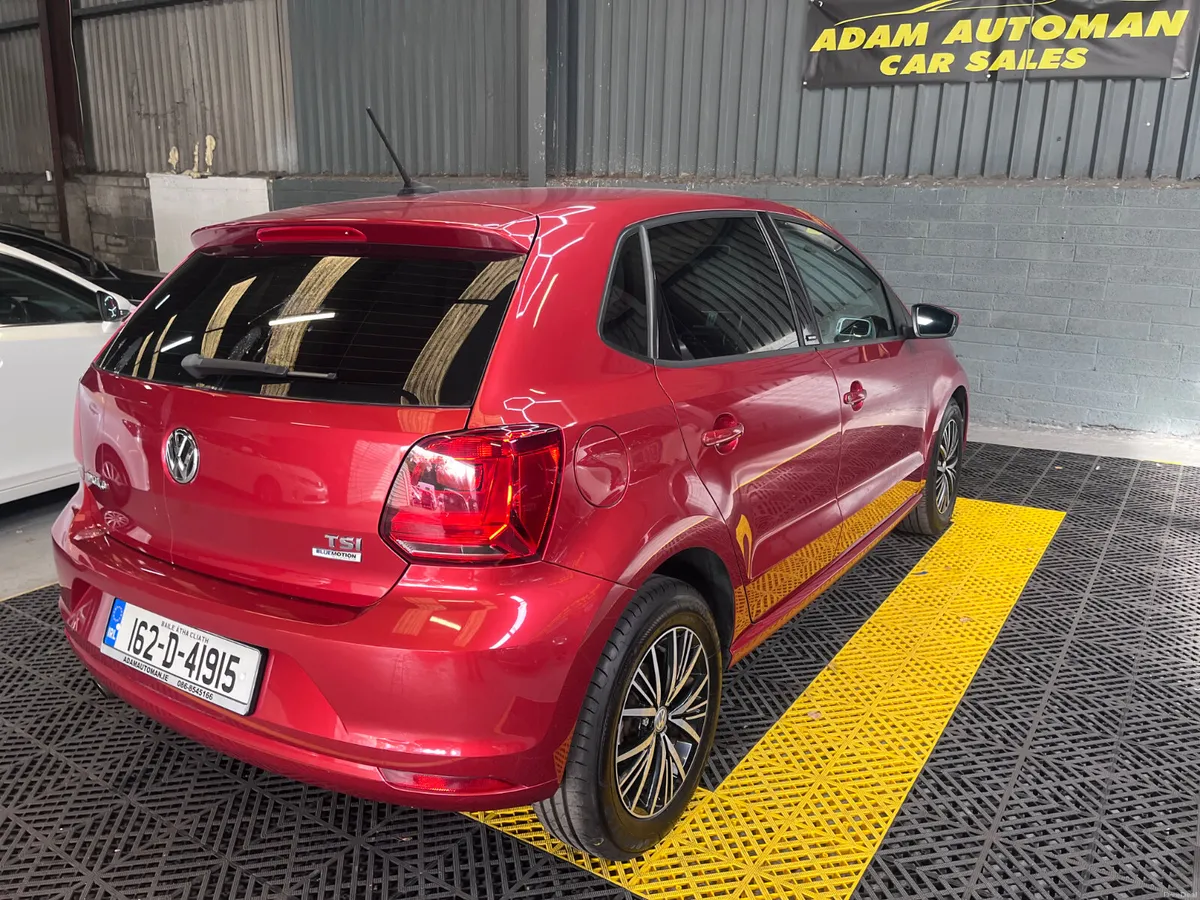Volkswagen Polo 2016 automatic - Image 5