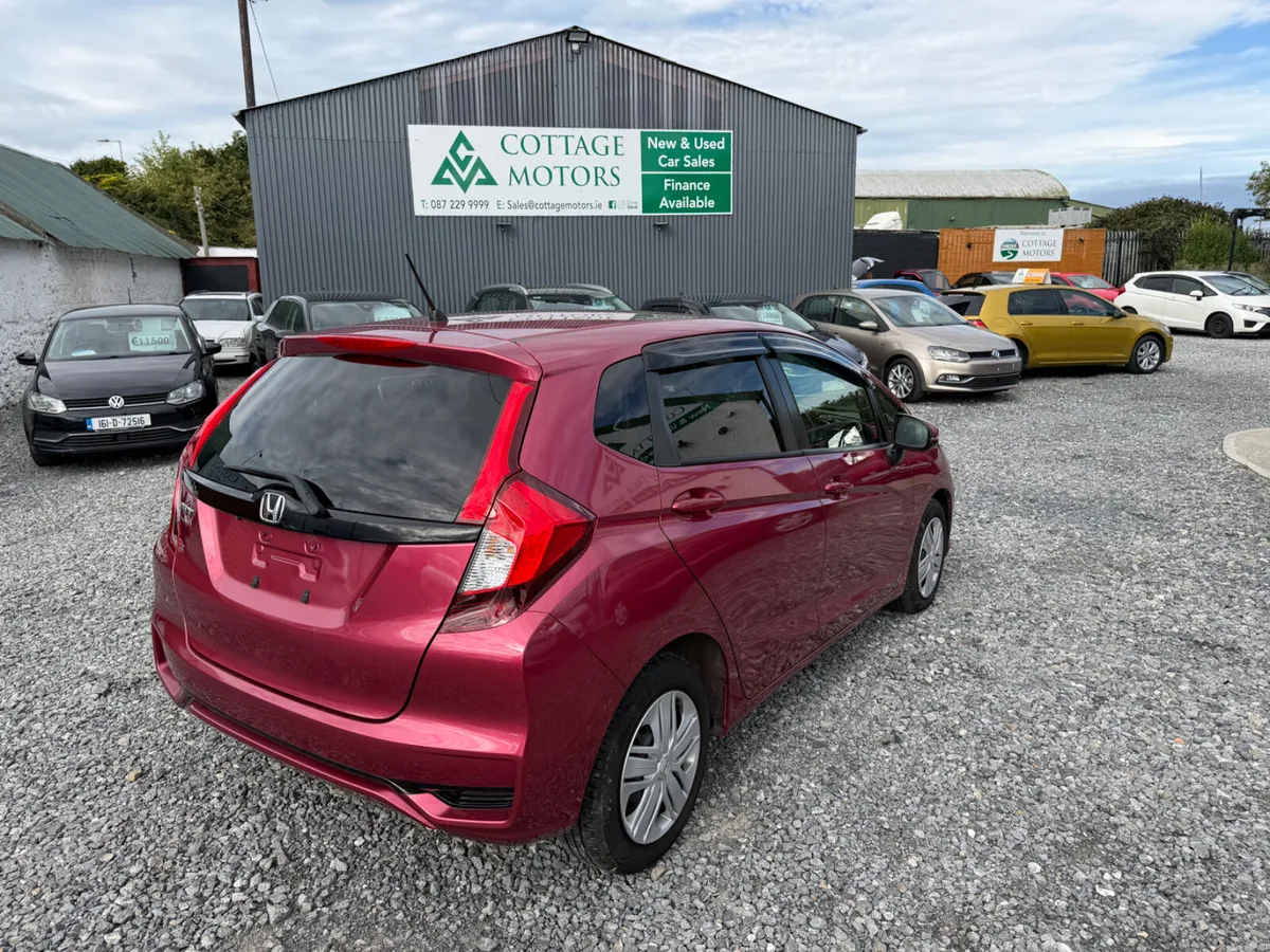 Honda Fit 1.3 automatic - Image 5