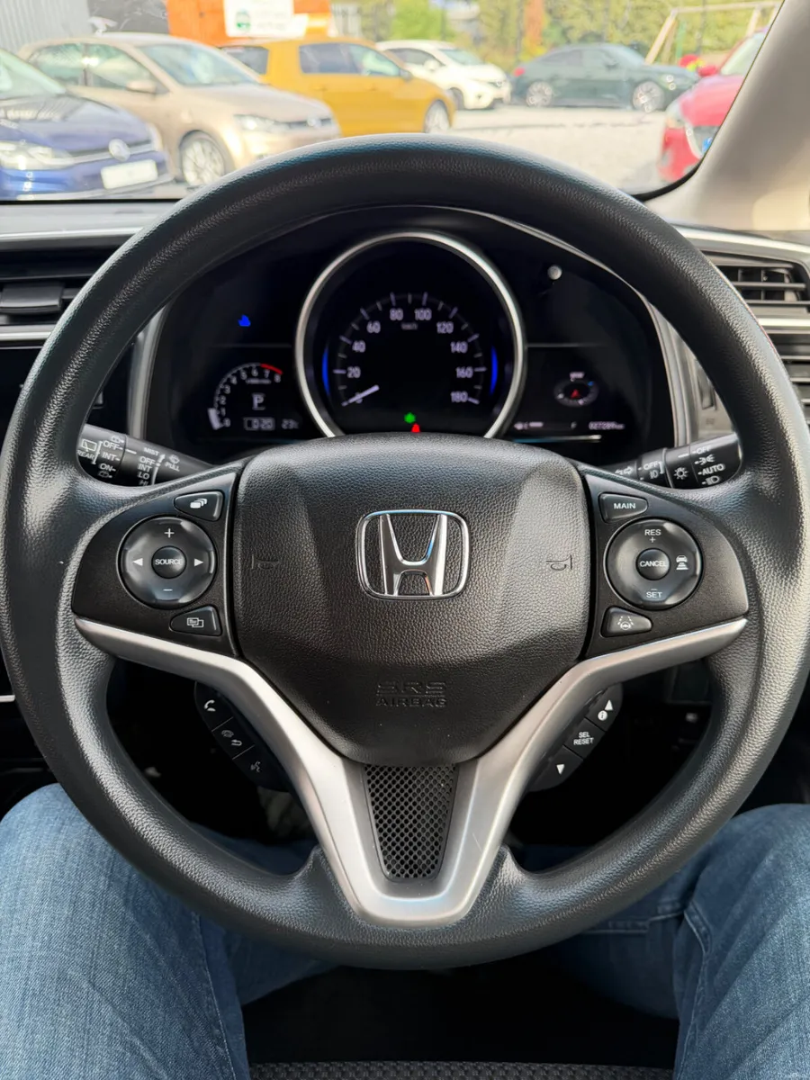 Honda Fit - Image 5