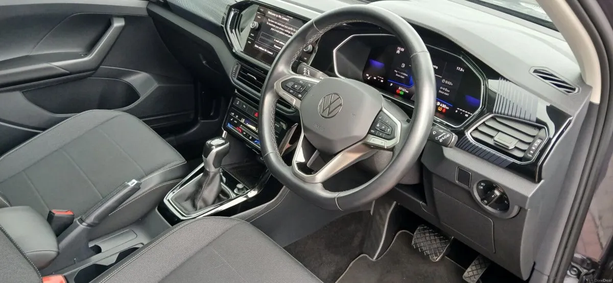 Volkswagen T-Cross Style 1.0 TSI 110HP **AUTOMATIC - Image 3
