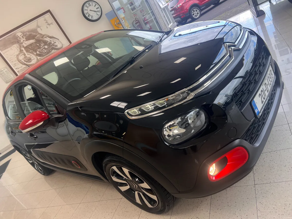 FEEL EXCLUSIVE 1.2 **Very Low Mileage/Full Service - Image 3