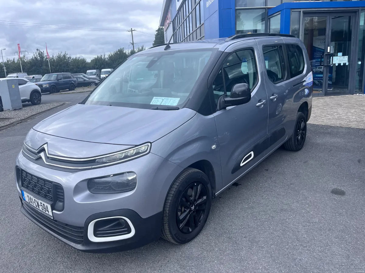 Citroen Berlingo 2024 Wheelchair Taxi - Image 3