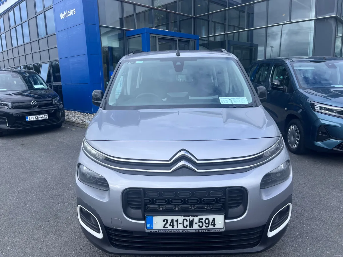 Citroen Berlingo 2024 Wheelchair Taxi - Image 2