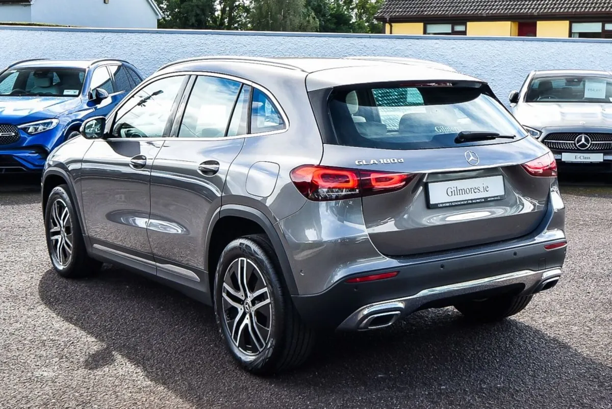 Mercedes-Benz GLA 180d Progressive - Image 4