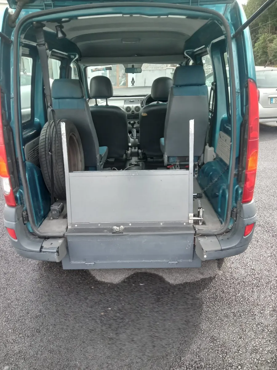 2007 Renault Kangoo (wheelchair accessible) - Image 3