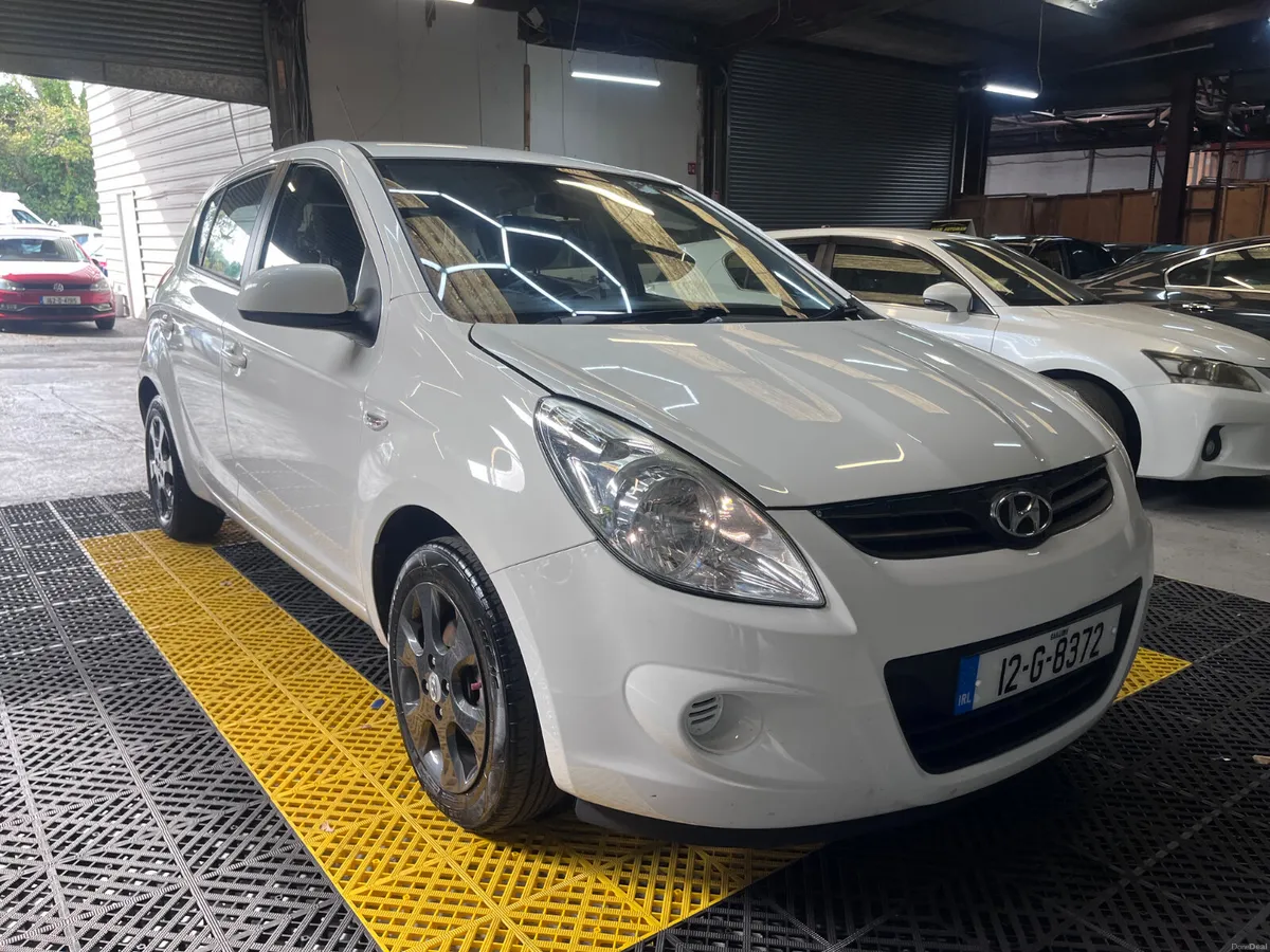 Hyundai i20 2012 low mileage - Image 1