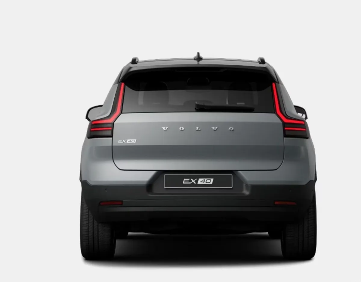 Volvo EX40 ULTRA PRO *NEW MODEL* € PER WEEK ON PCP - Image 5