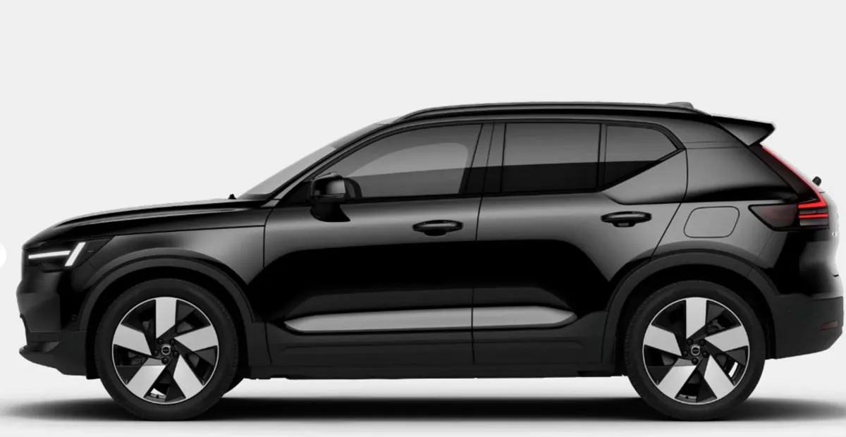 Volvo EX40 ULTRA PRO LONG RANGE *NEW MODEL* € PER - Image 5