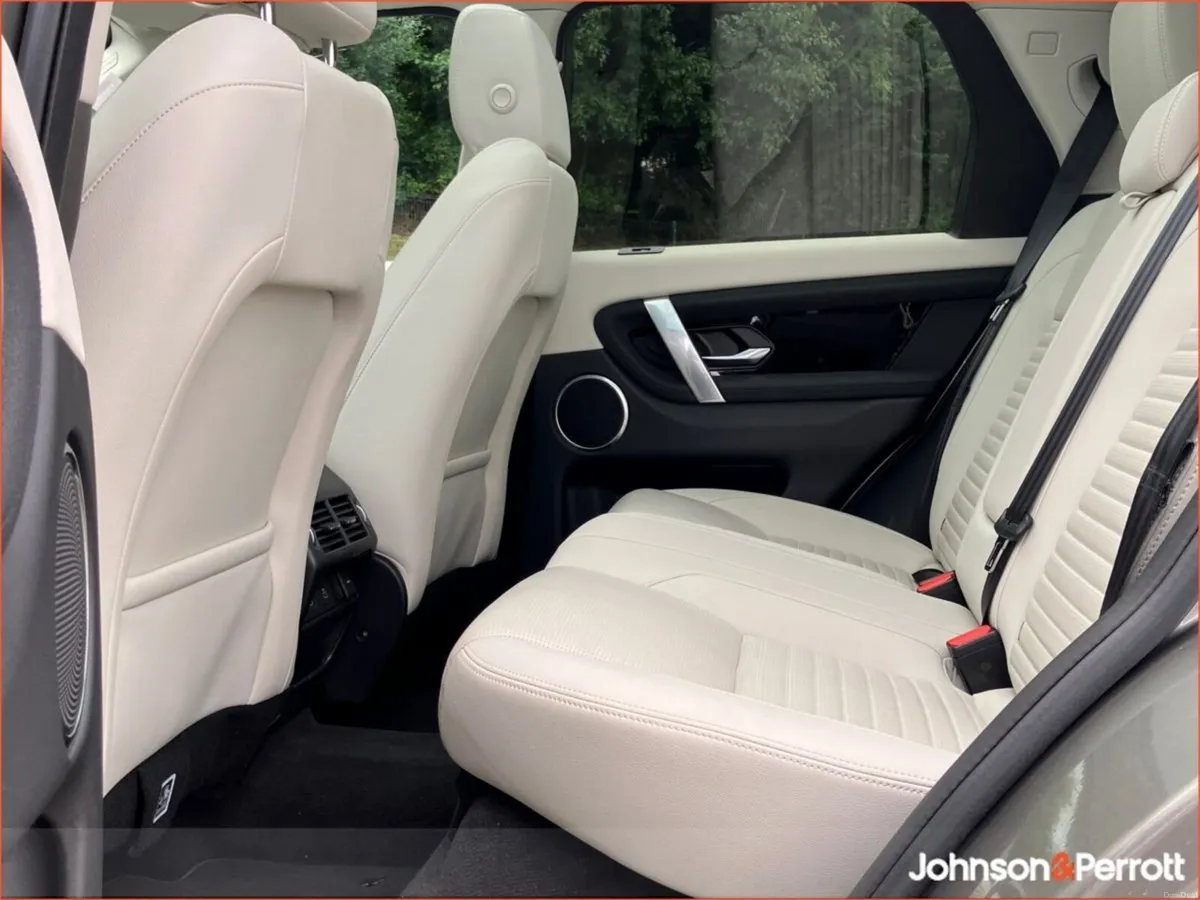 Land Rover Discovery Sport 1.5 I3 PHEV 309 PS AWD - Image 5