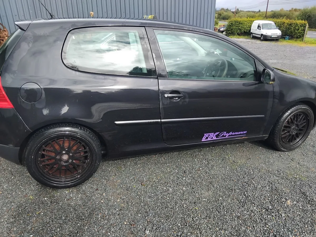Volkswagen Golf 2008 - Image 2