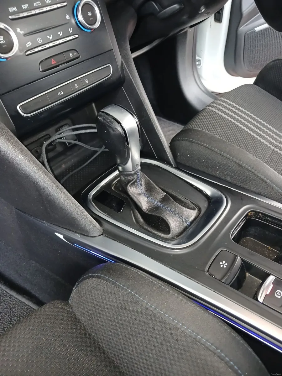 Renault megane gt line automatic - Image 6