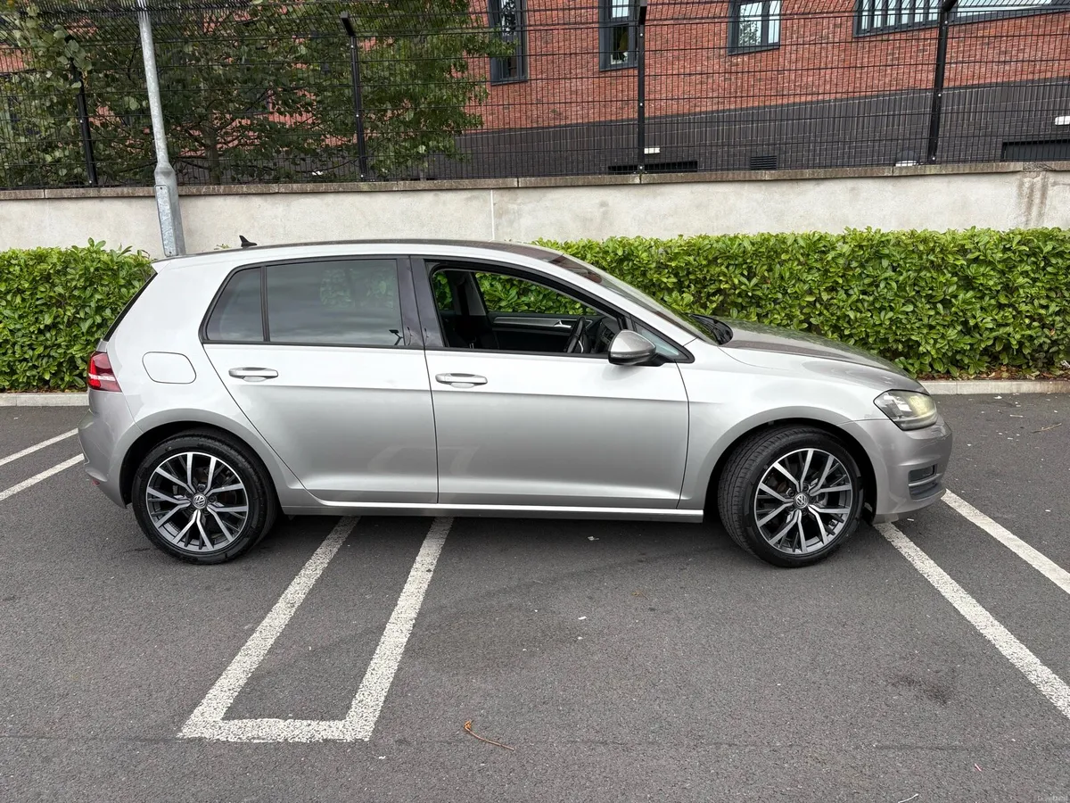 GOLF 1.2 AUTO NCT 7/28 - Image 3