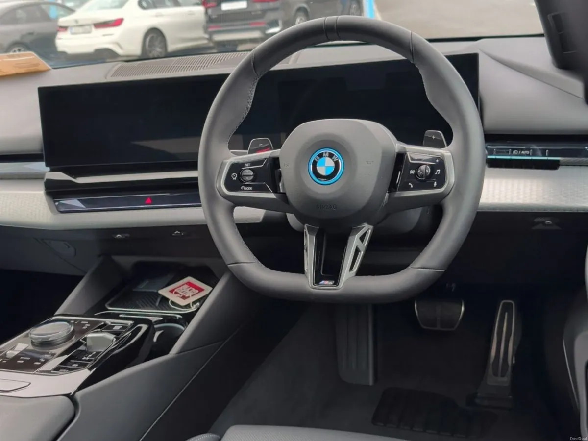 BMW 5-Series 530e M Sport Pro Saloon - Image 6