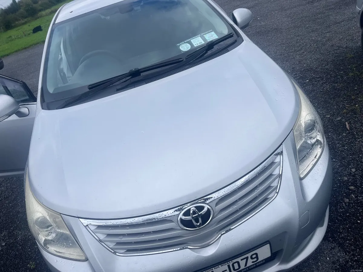 Toyota Avensis 2010 1.6 Diesel - Image 2