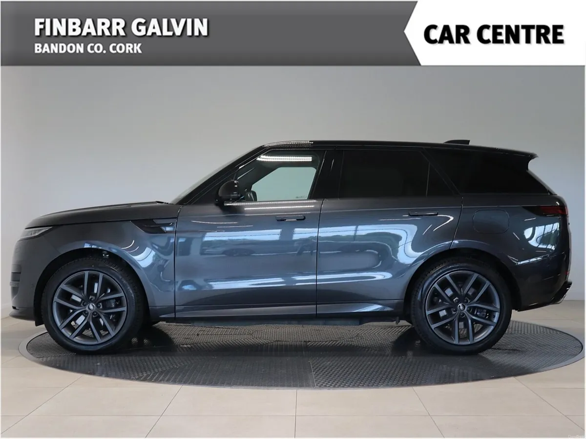 Range Rover SPORT  SWB 3.0 Si6 PHEV SE - Image 3
