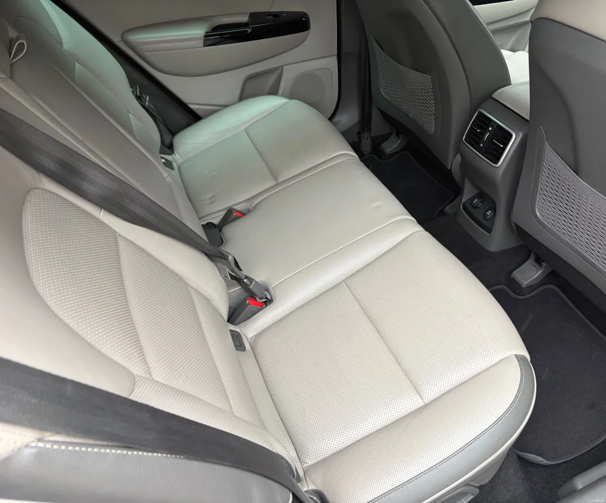 Kia Sportage 1.7 Platinum - Image 6