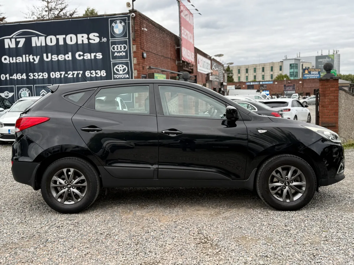 2014 Hyundai ix35 1.7 CELEBRATION MODEL - Image 2