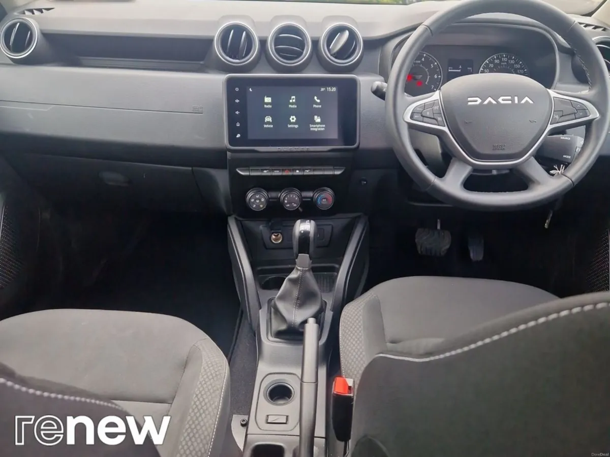 Dacia Duster 1.3 TCe 150bhp AUTO Expression - Image 2