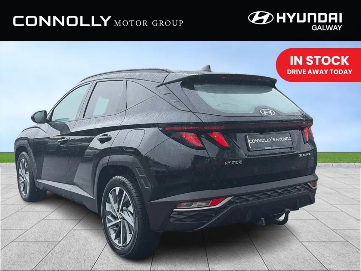 Hyundai Tucson 2WD Executive 4.9% low fin - Image 2
