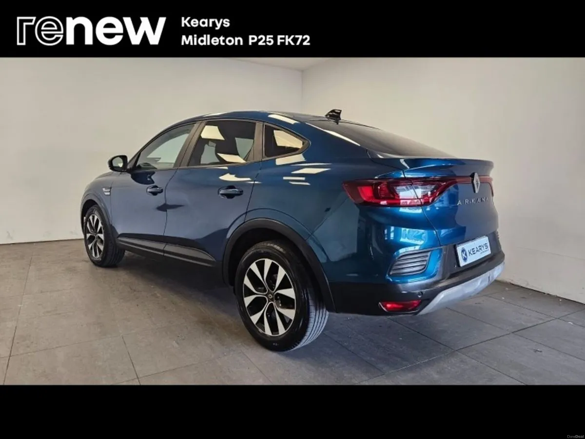 Renault Arkana ICONIC TCE 140 AUTO MILD HYBRID - Image 3