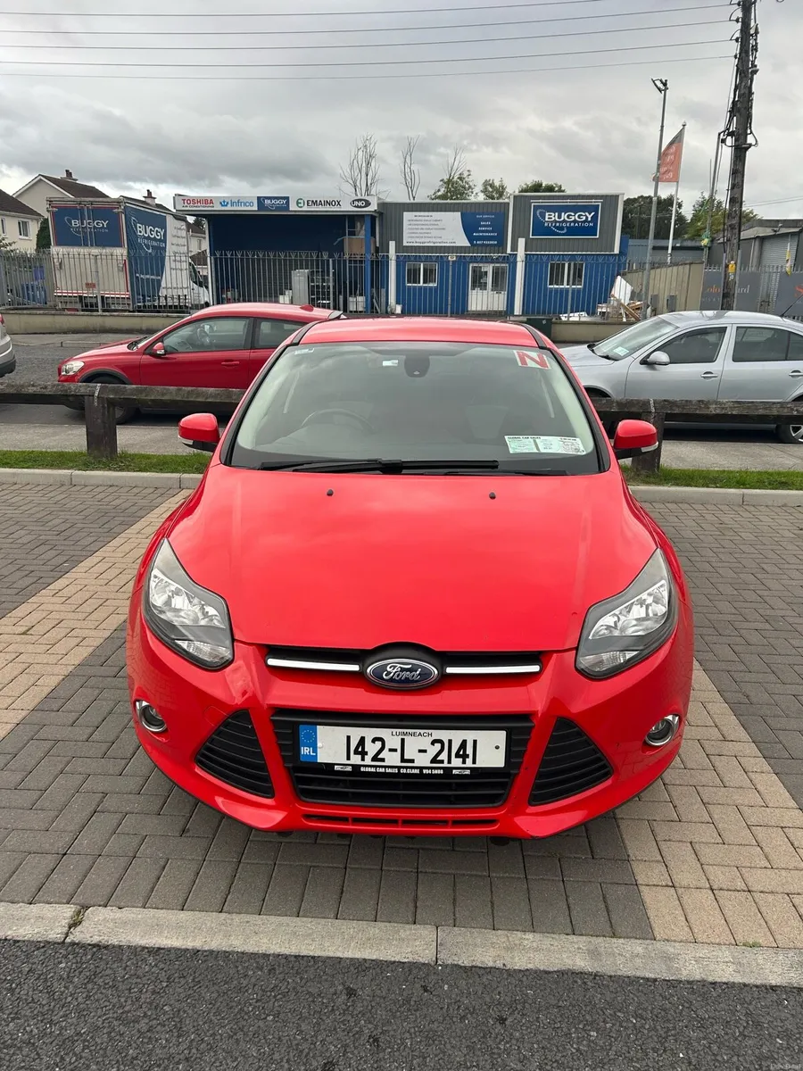 Ford Focus EcoBoost Zetec 125HP 1.0 Litre 2014 - Image 4