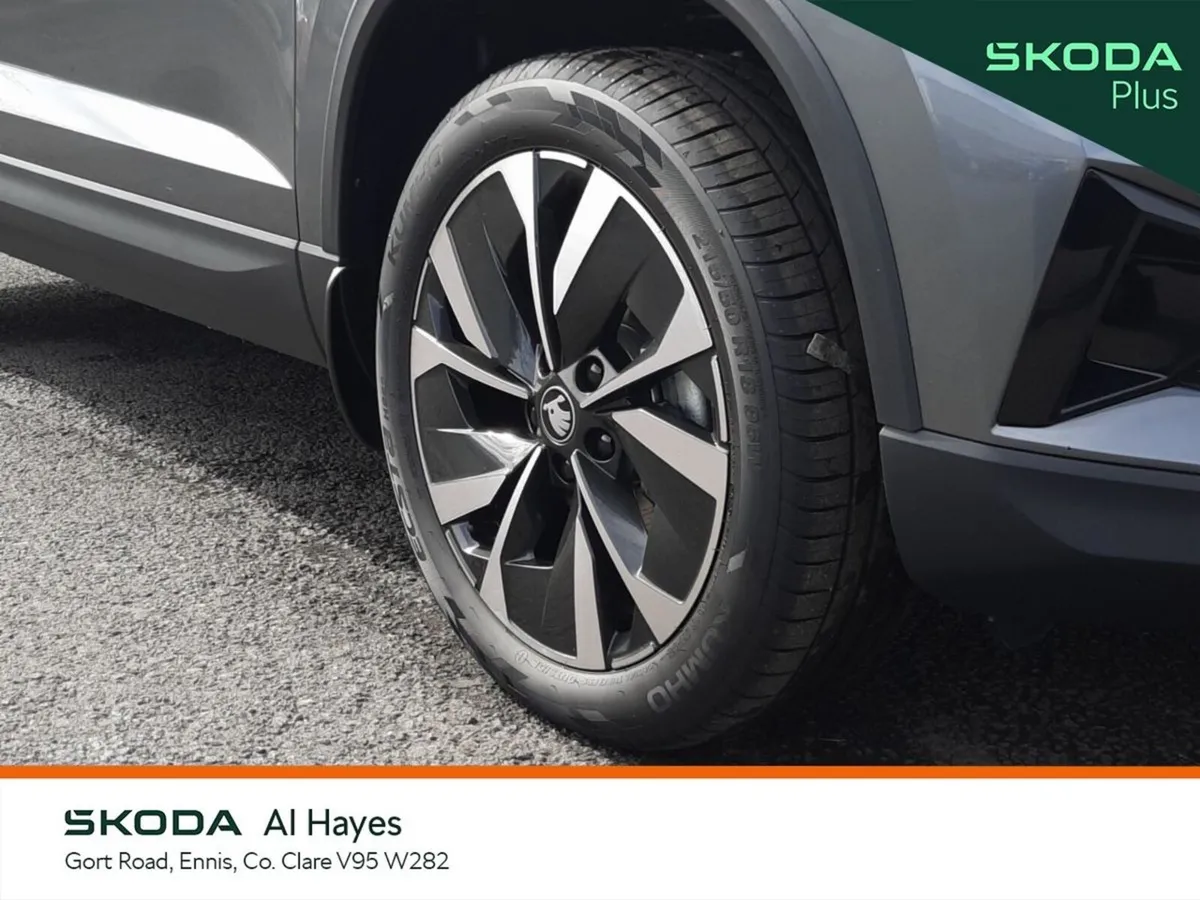 Skoda Karoq **PETROL**FULL LEATHER**SELECTION+ 1.0 - Image 5