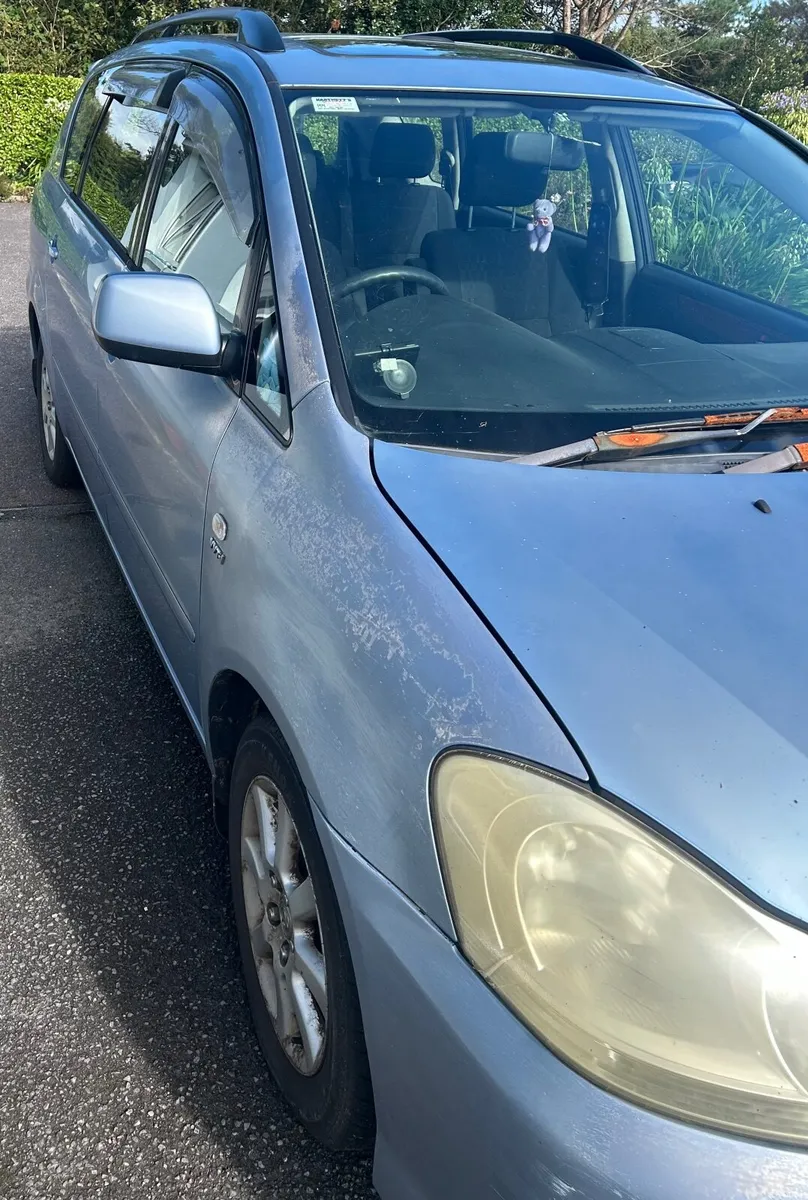 Toyota Avensis 2005 - Image 5