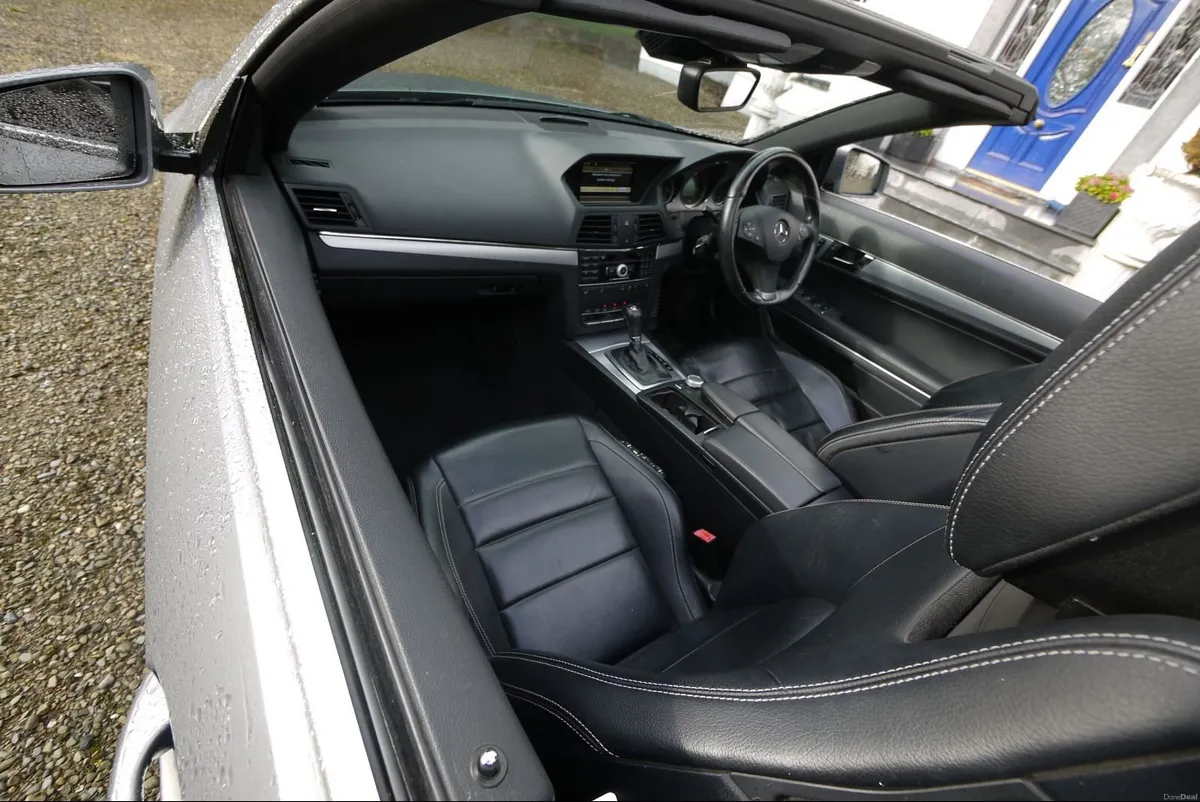 Mercedes-Benz E-Class 2011 - Image 4