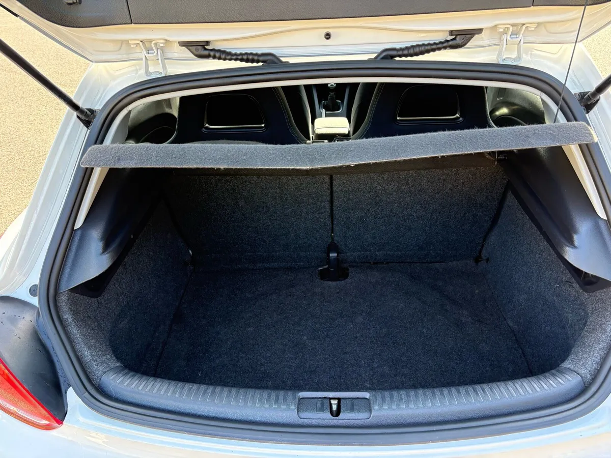 2012 VW Scirocco - Image 5