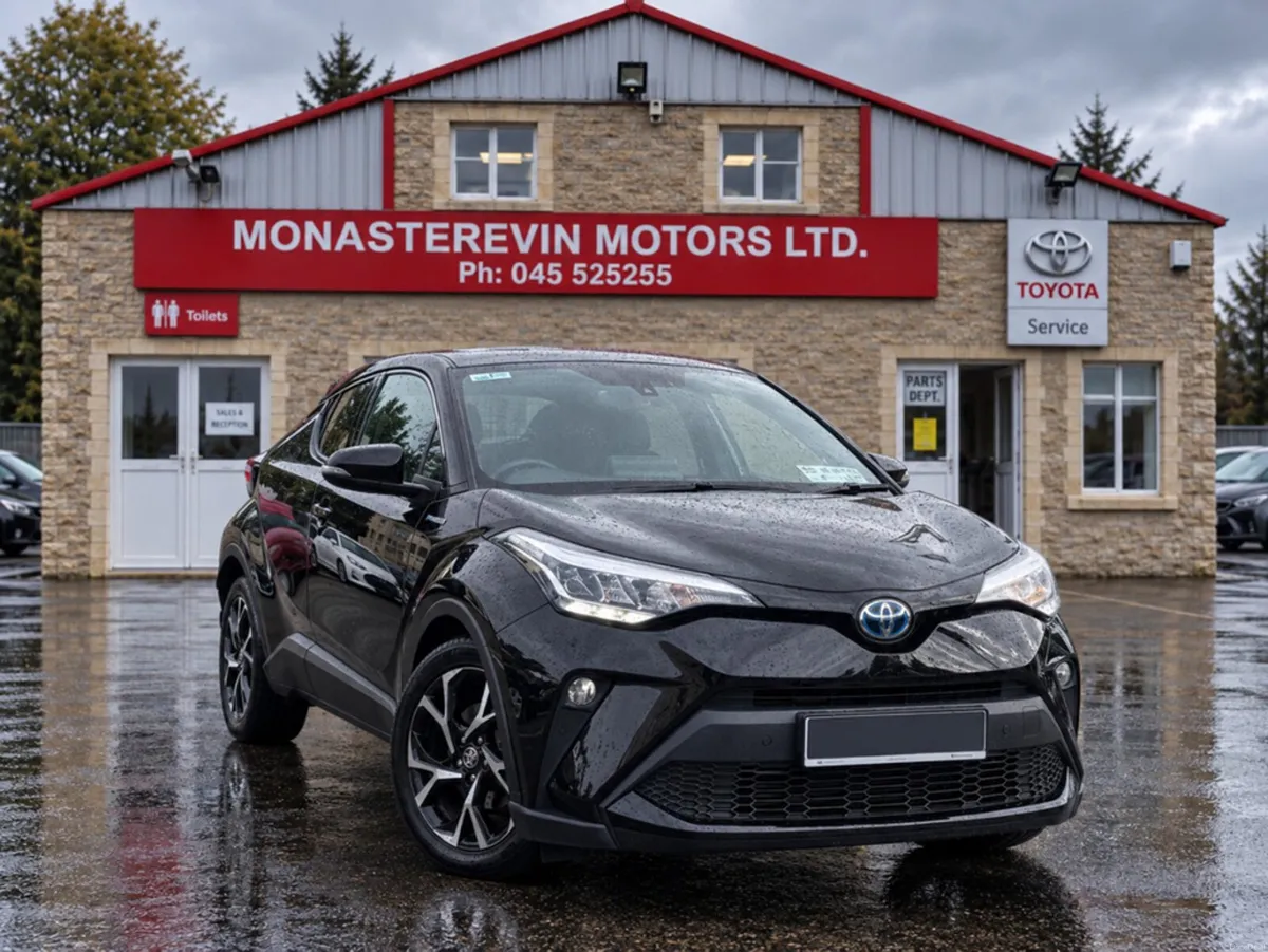Toyota C-HR *ORIGINAL IRISH CAR*  1.8 HYBRID SPORT - Image 1