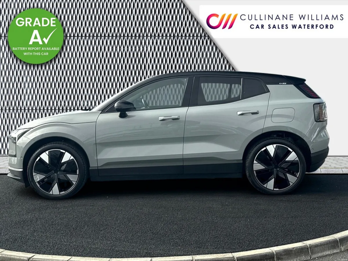 Volvo EX30 2024 SM ER ULTRA 69 KWH - EXTENDED RANG - Image 5