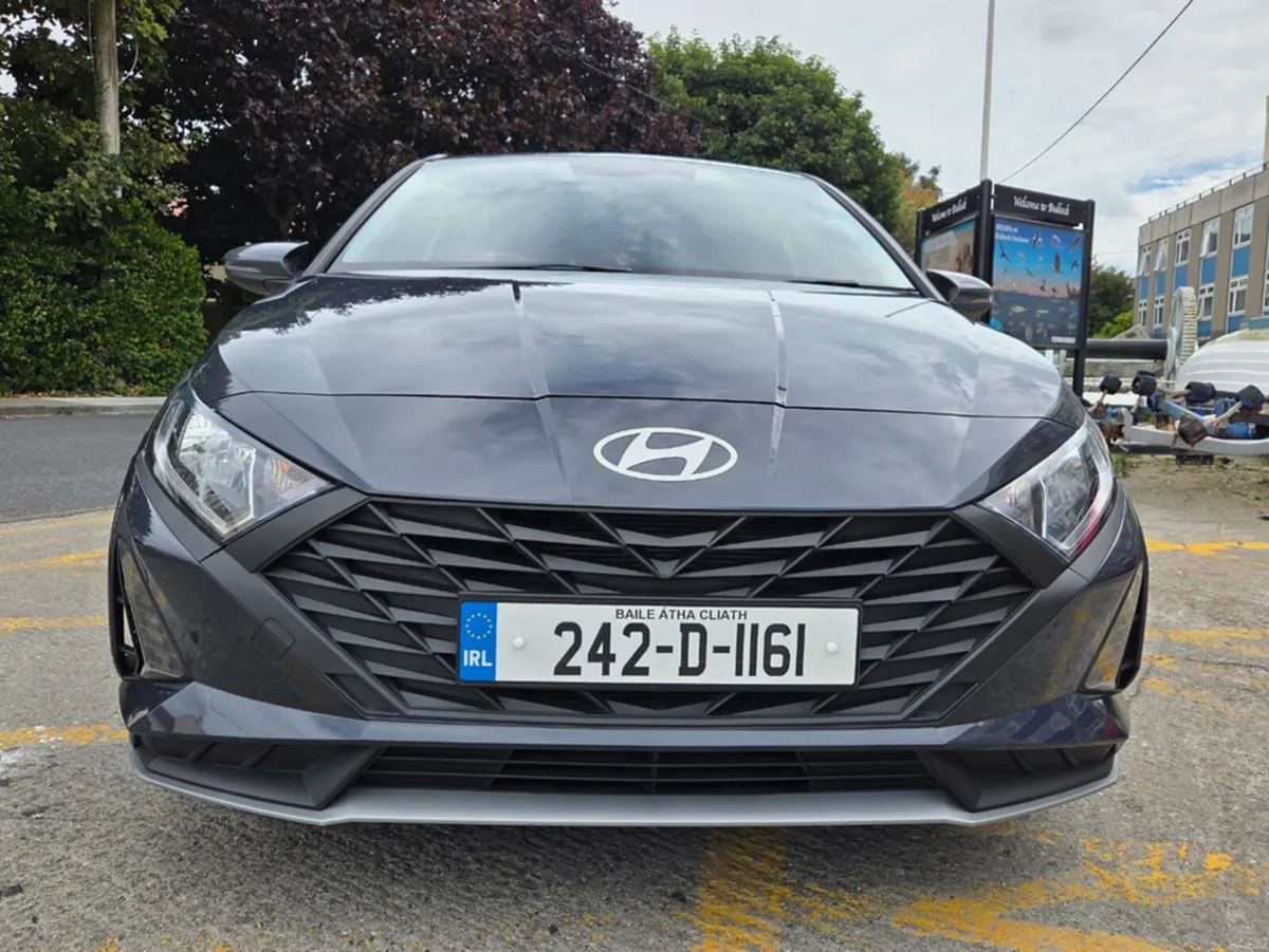 Hyundai i20 DELUXE PLUS 5DR - Image 2