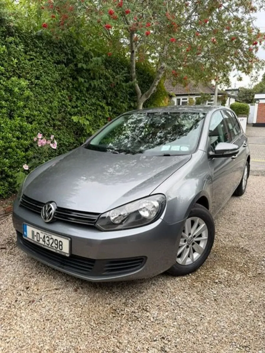 Volkswagen Golf 2011 - Image 1