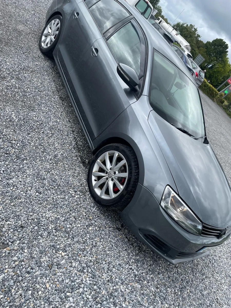 VW Jetta 2012 - Image 1