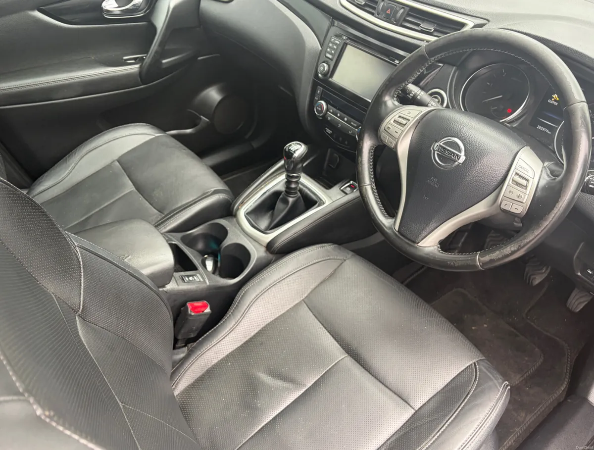 Nissan Qashqai 1.5 DCI TEKNA - Image 4